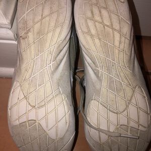 Nfinity Beast Cheer Shoes size 6